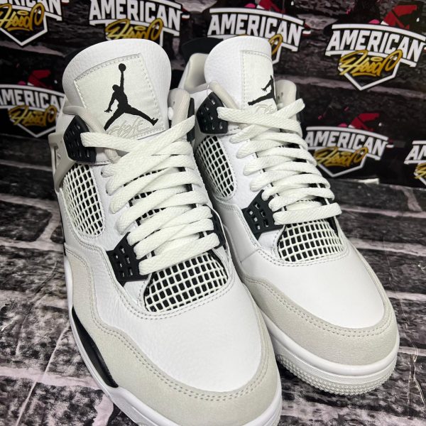 Jordan Retro 4 Black Military - Imagen 2