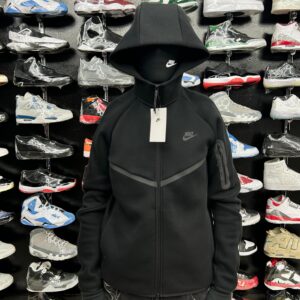 Poleron Nike Tech Triple Black