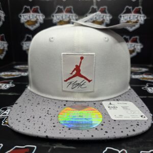 Gorro Jordan Youth Ret4o 4 White Cement