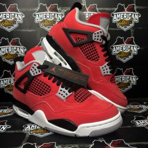 Jordan Retro 4 Toro