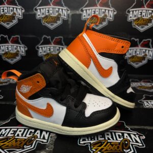 Jordan 1 Mid Black Orange